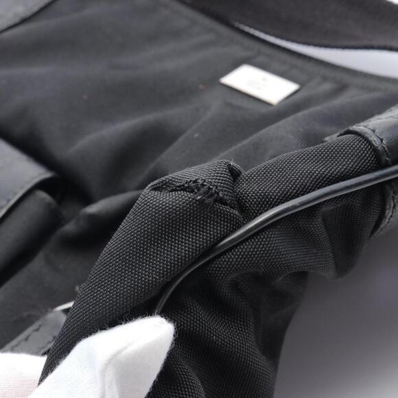 Gucci Guccissima Shoulder Bag Canvas Shoulder Bag 161822 in Fair condition - Picture 8 of 10